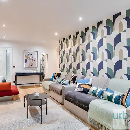 Urban Flat 103 - Spacious Flat Near Grands Boulevards Lägenhet