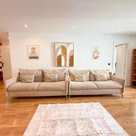 Urban Flat 103 - Spacious Flat Near Grands Boulevards شقة
